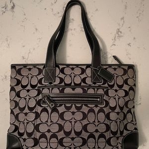 Coach Signature Shoulder Bag